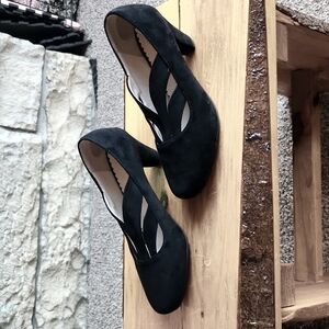 Vintage style high heels